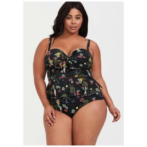 NWT Torrid Fuller Bust Midkini Hula Girl Tie Front
